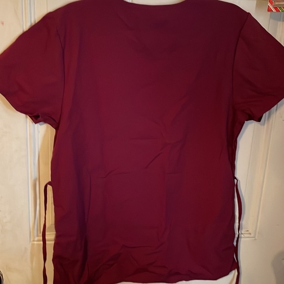 Scrub top - Picture 3 of 3